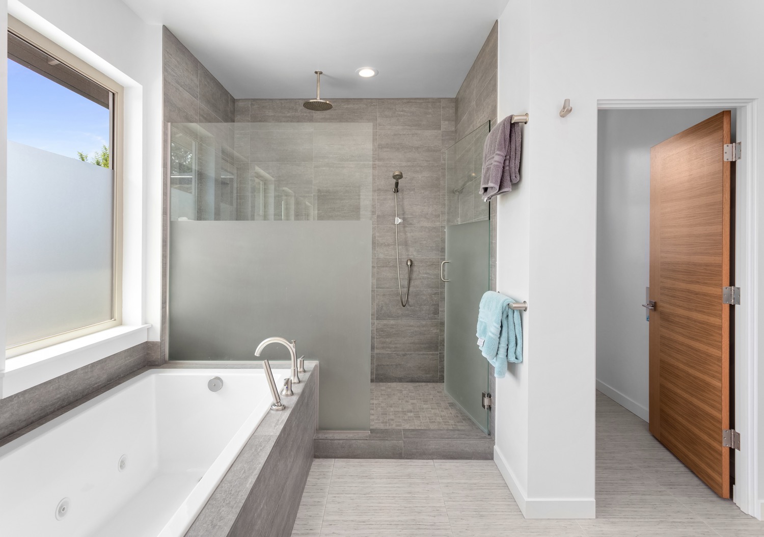 Custom Remodel Modern Home West Linn 15